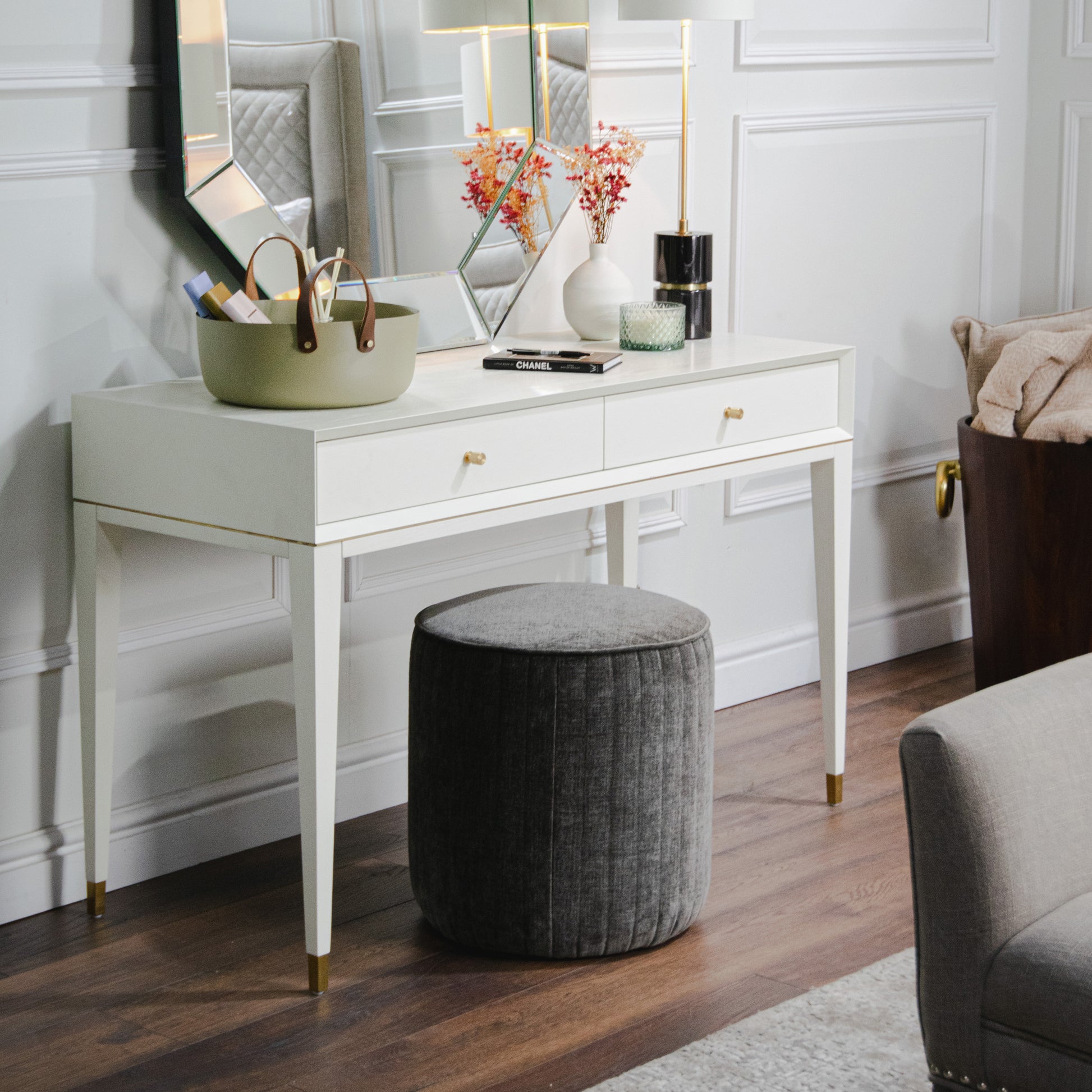 Belgravia Console Table White and gold 