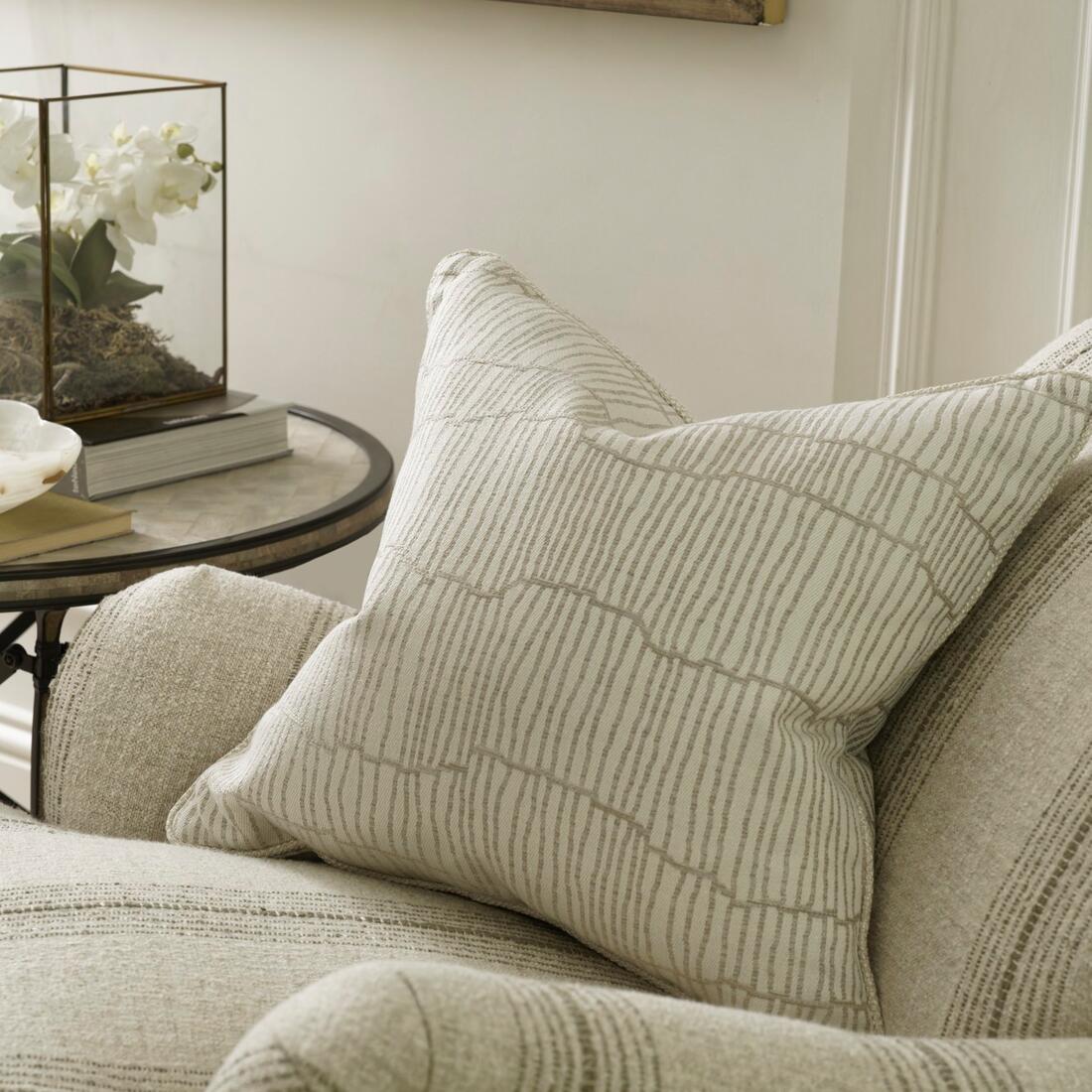 Canale String Cushion