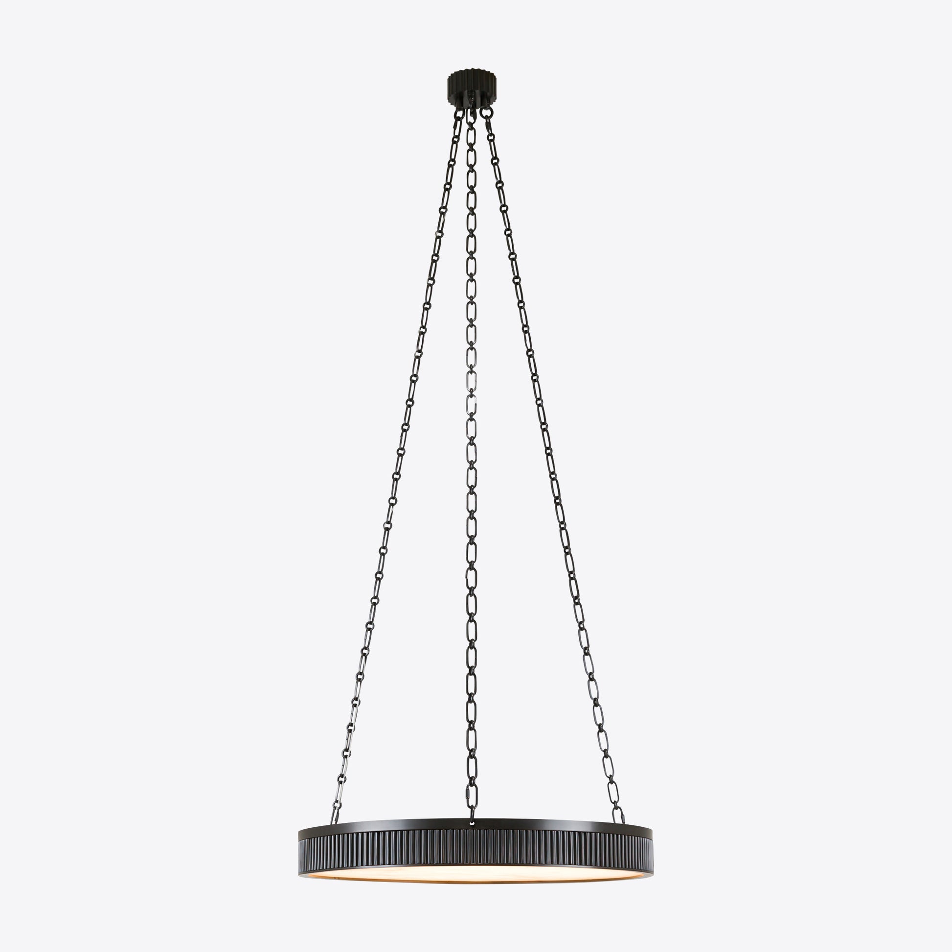 Luxury alabaster pendant light with brushed brass frame and chain suspension