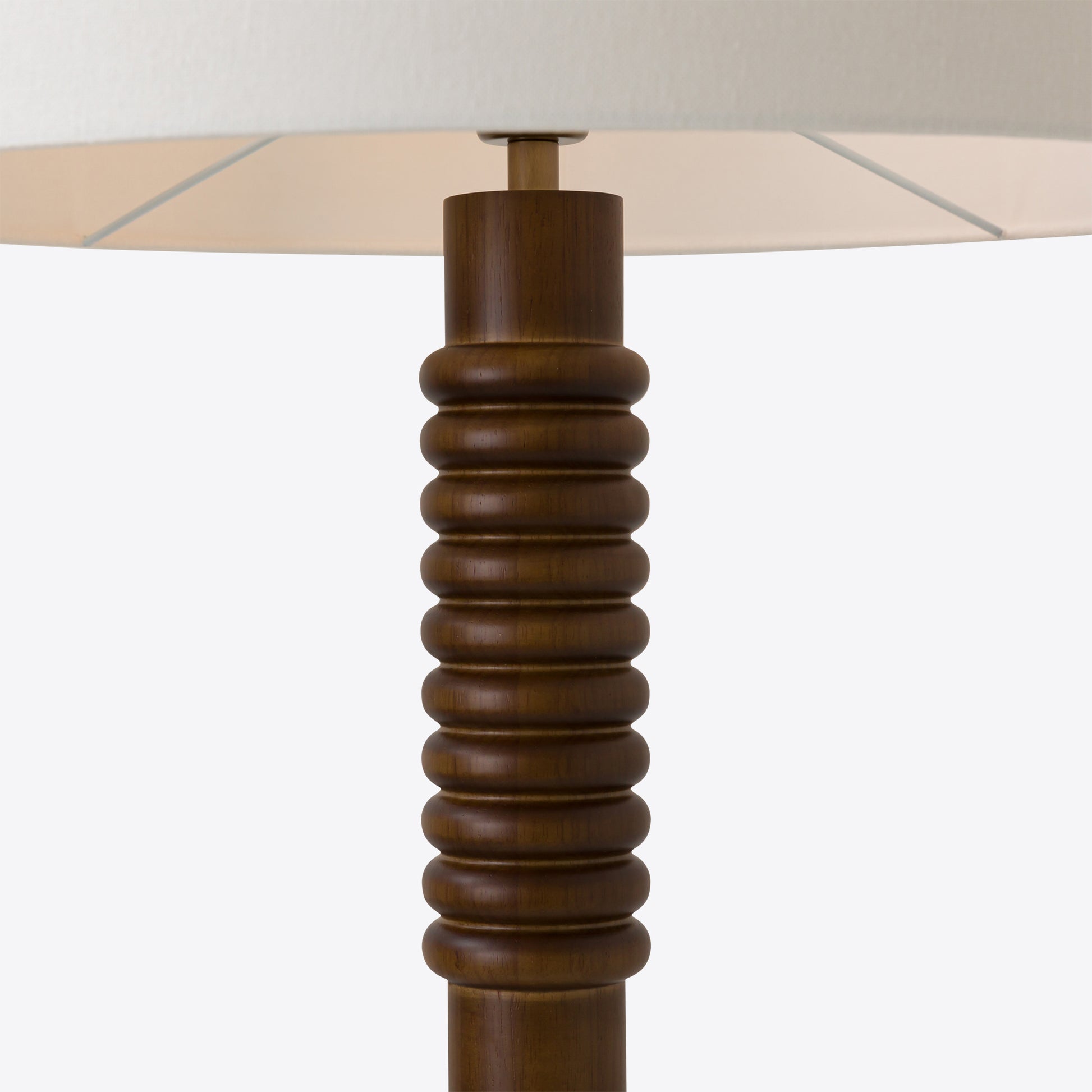Darwin_wooden_FloorLamp