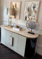 Large tree sculpture