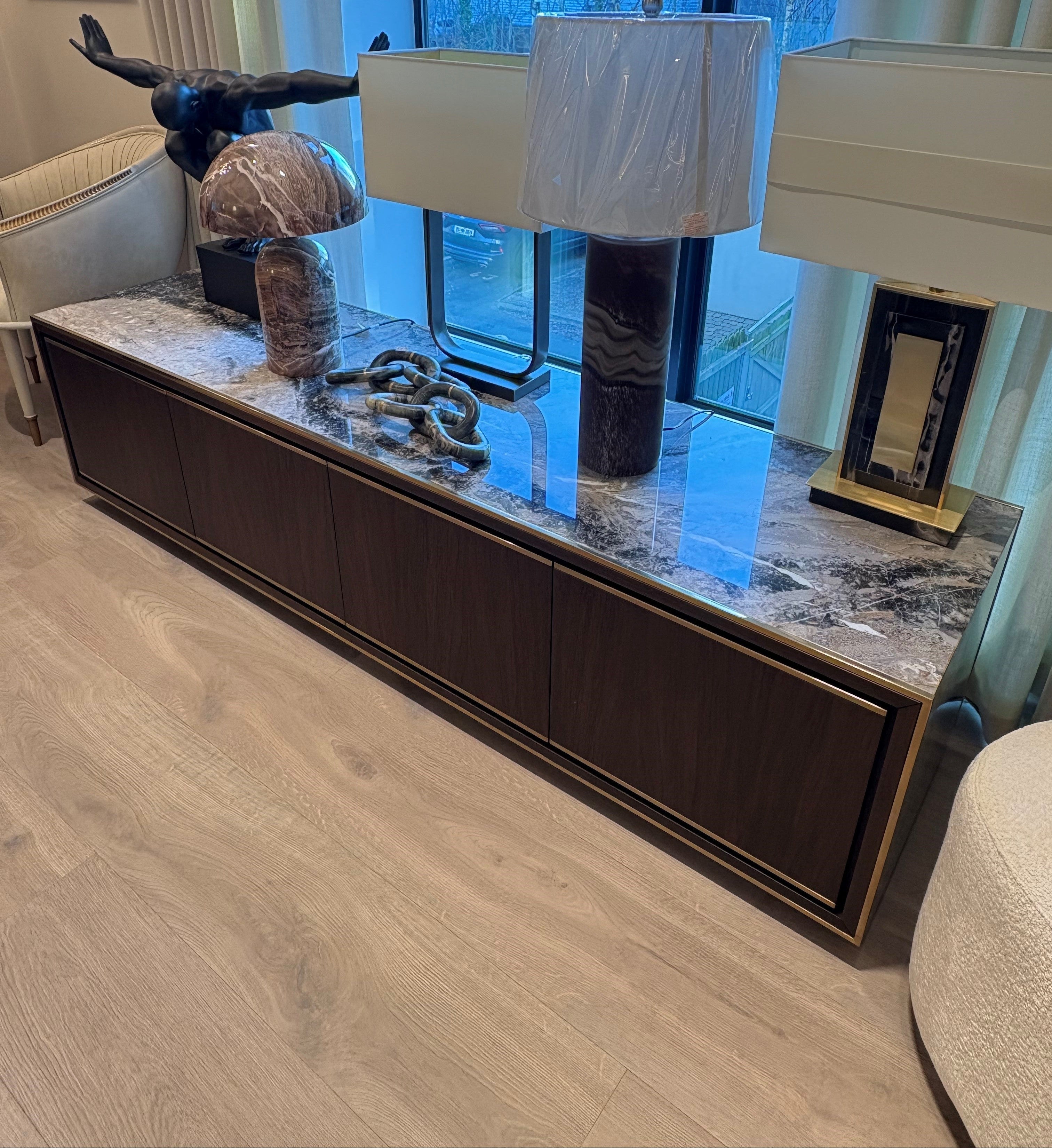 Ex Display Rick TV Unit