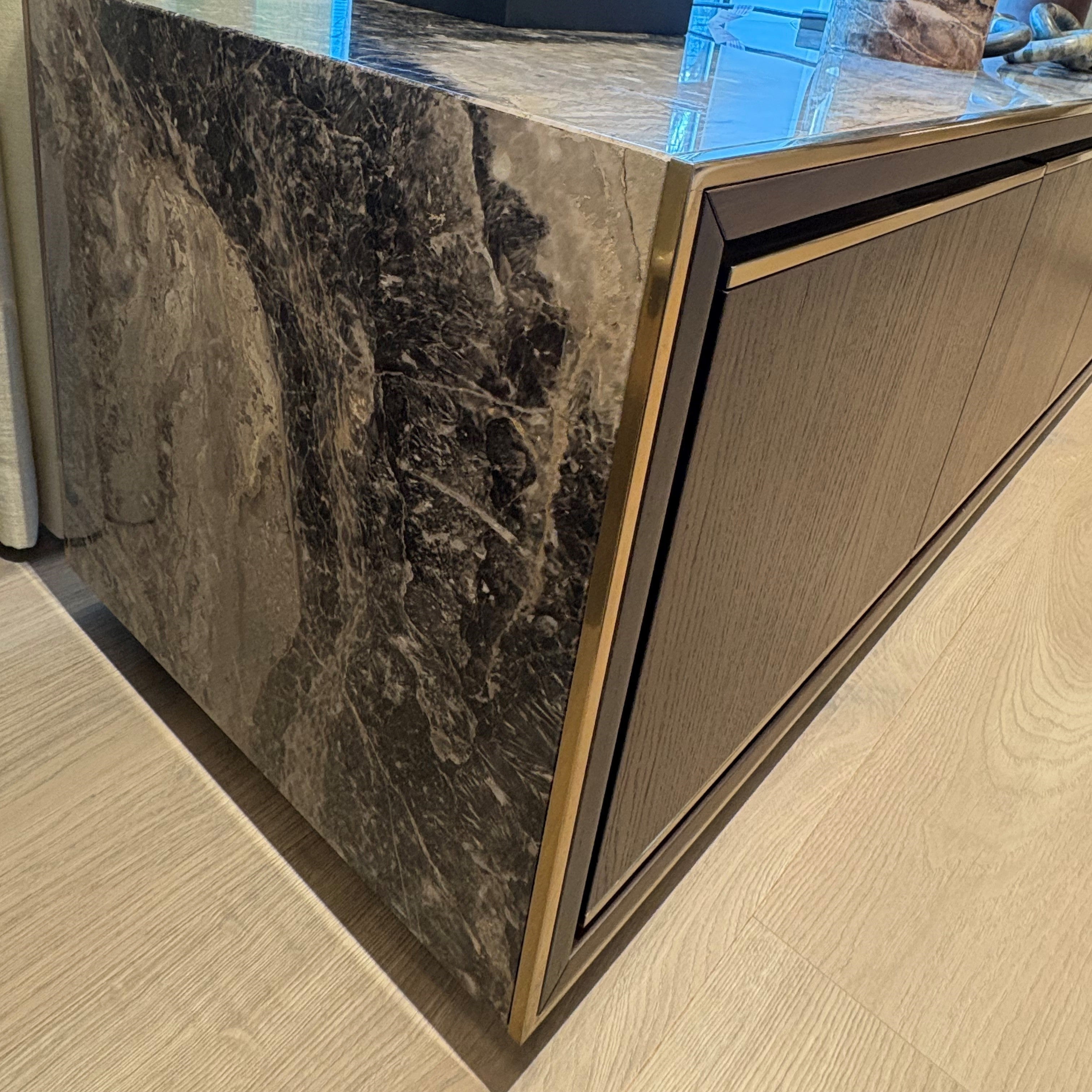 Ex Display Rick TV Unit