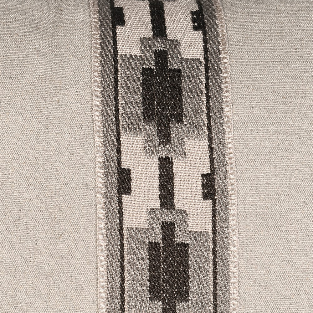 Luxury_neutral_cushhion_cover with trim