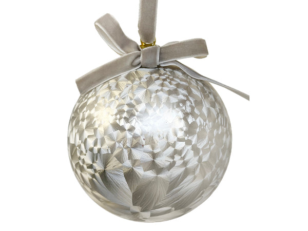 Frosted ball with bow beige 10cm